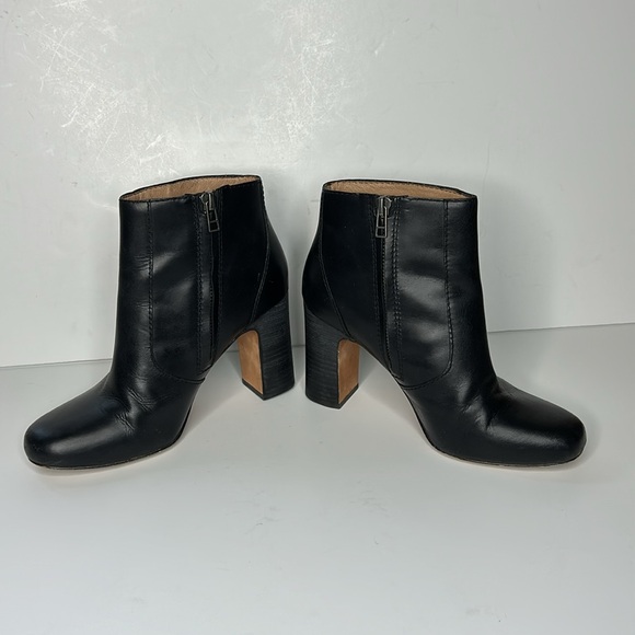 Madewell Sutton Zip Booties Size 7 - Picture 3 of 11